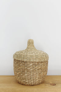 Seagrass baskets with lids